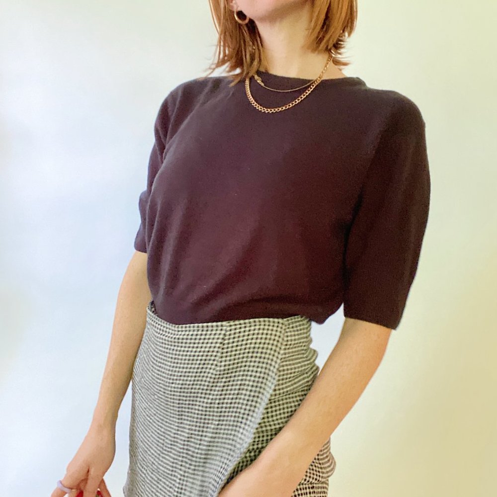 Vintage Express Black Cropped Half Sleeve Sweater